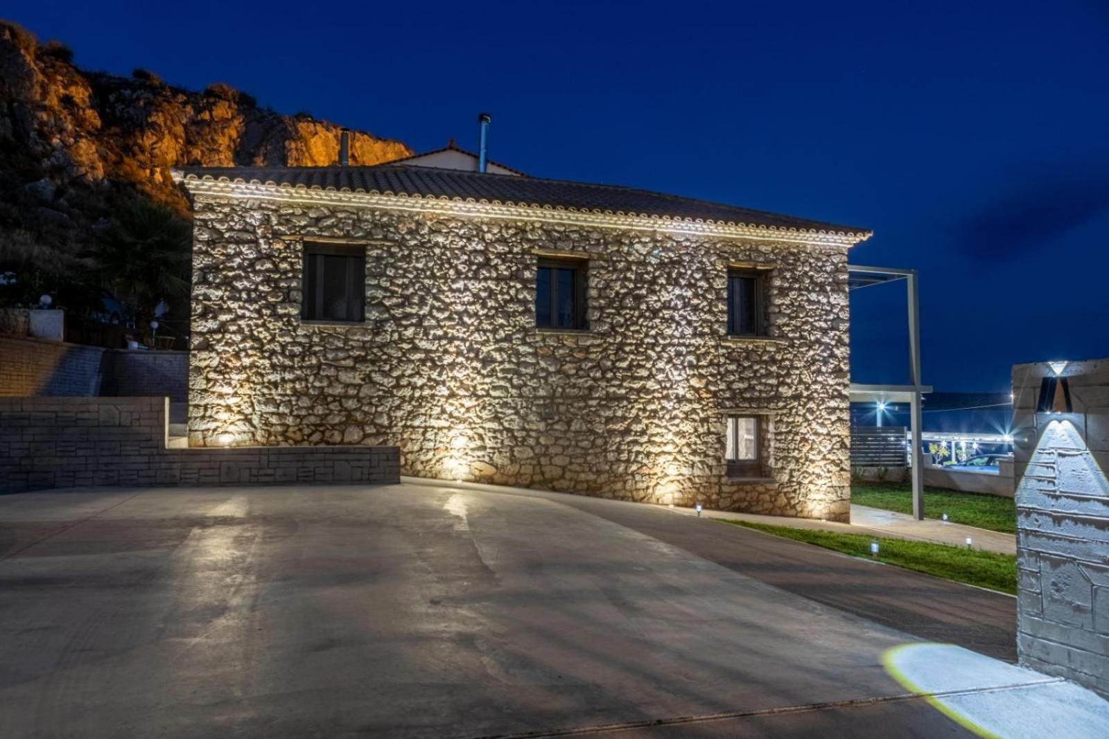 Vivari Stone House Exteriör bild